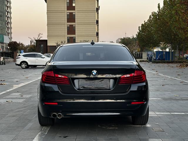 BMW i5 M60 2016 car image #13