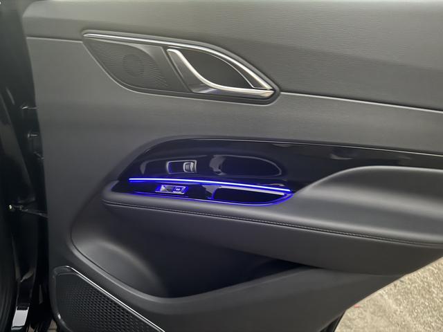 HongQi HS3 PHEV 2025 #13 HongQi HS3 PHEV 2025 car image #13