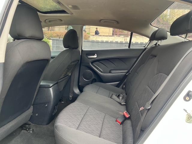 起亚 起亚K3新能源 2014 汽车图片 #13