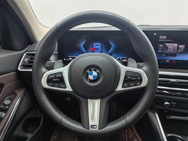 BMW M760Le 2023 #13 BMW M760Le 2023 car image #13