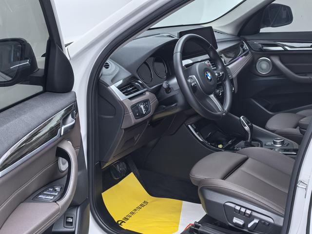 BMW M760Le 2021 #13 BMW M760Le 2021 car image #13