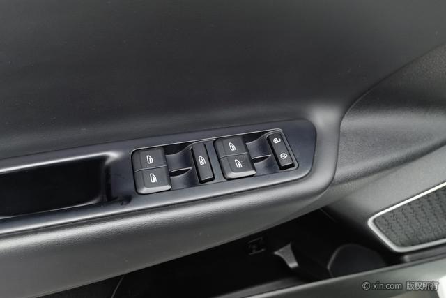 Livan Maple 60S 2023 imagen de coche #13