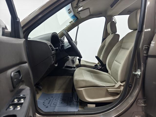 五菱汽车 五菱宏光 2015 #13 五菱汽车 五菱宏光 2015 汽车图片 #13