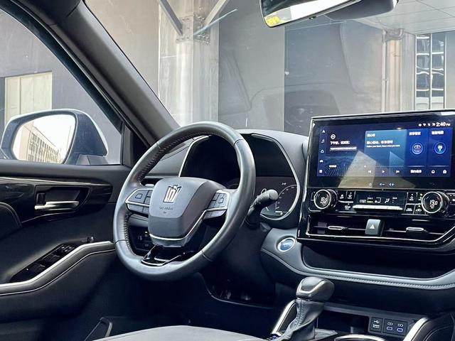 Toyota Crown Kluger 2022 #13 Toyota Crown Kluger 2022 car image #13