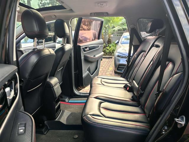 Forthing JOYEAR X5 2018 #13 Forthing JOYEAR X5 2018 car image #13