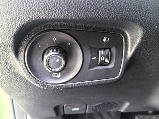 MG 4 EV 2022 #13 MG 4 EV 2022 car image #13