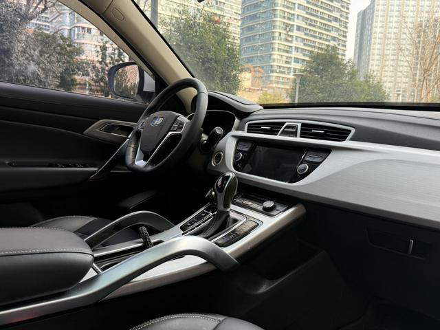 GEELY Boyue 2017 car image #13