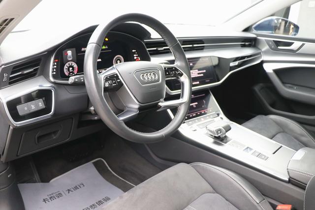 Audi A7L 2023 immagine di auto #13