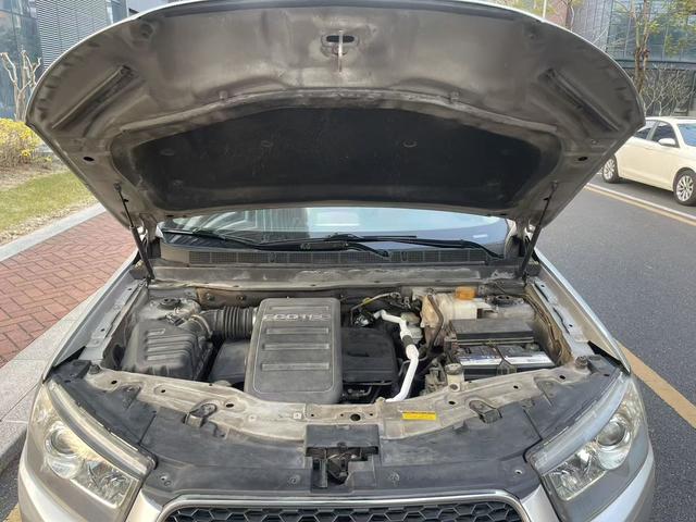 Chevrolet Captiva (Imported) 2011 car image #13