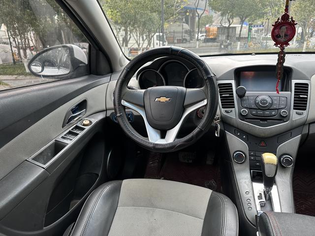 Chevrolet Cruze 2013 #13 Chevrolet Cruze 2013 immagine di auto #13