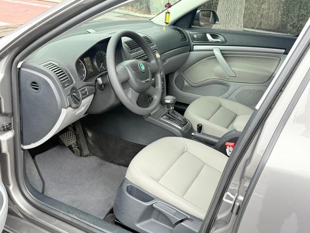 斯柯达 明锐 2010 汽车图片 #13