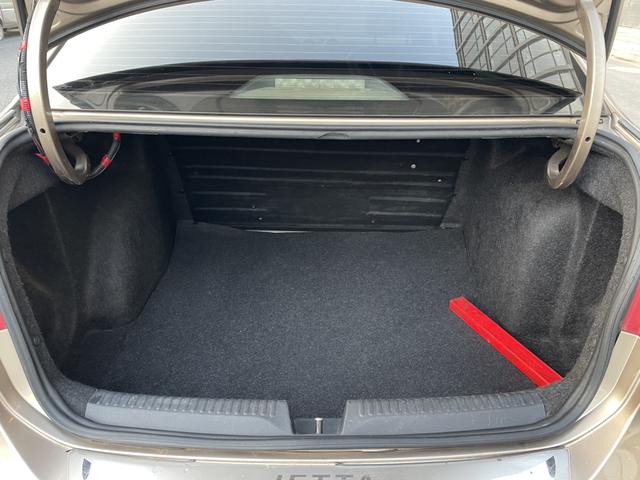 Volkswagen Jetta 2014 immagine di auto #13