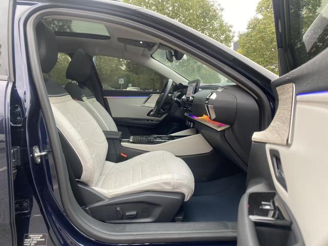 Citroen C5 X 2025 #13 Citroen C5 X 2025 car image #13