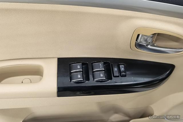 Great Wall C30 2014 imagem de carro #13