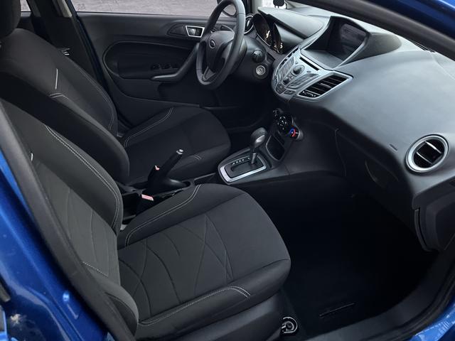 Ford Fiesta 2014 car image #13