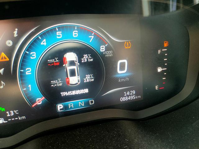 SWM斯威汽车 SWM斯威G01 2018 汽车图片 #13