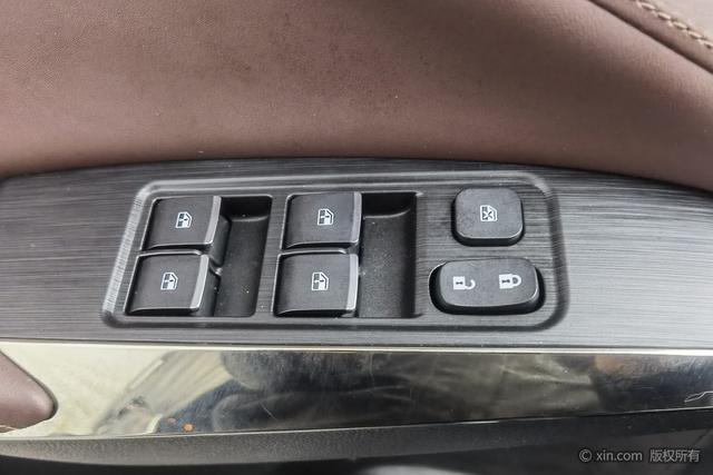 JAC X8 PLUS 2024 #13 JAC X8 PLUS 2024 immagine di auto #13