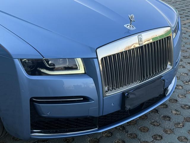 劳斯莱斯 古思特 2023 汽车图片 #13