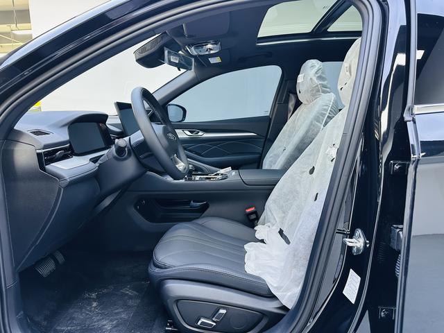 GEELY Preface 2026 #13 GEELY Preface 2026 car image #13