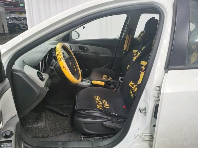 Chevrolet Cruze 2013 immagine di auto #13