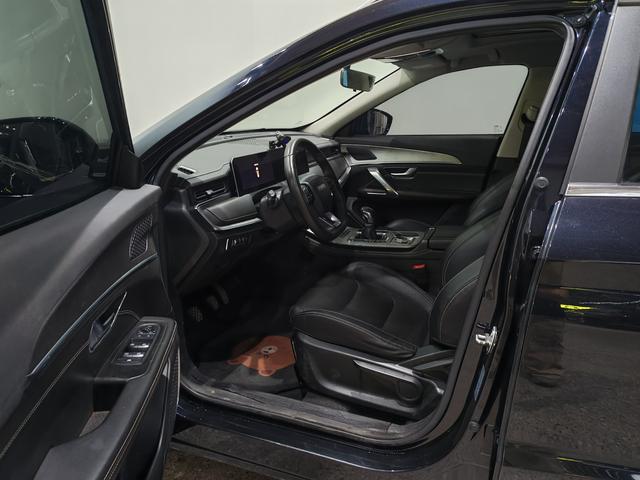 X70 PLUS 2022 #13 X70 PLUS 2022 car image #13
