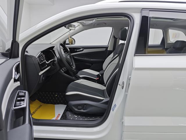 Jetta VS7 2026 car image #13