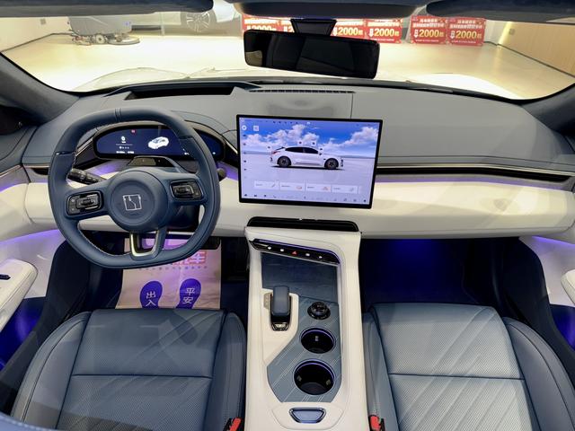 极氪 极氪001 2025 汽车图片 #13