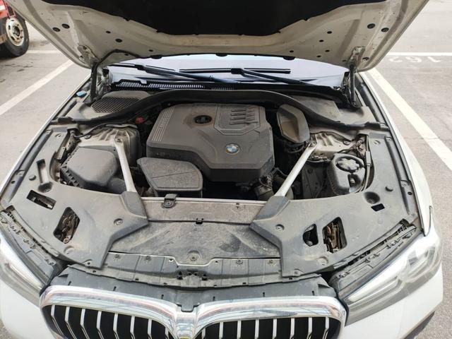BMW 5 Series 2021 car image #13