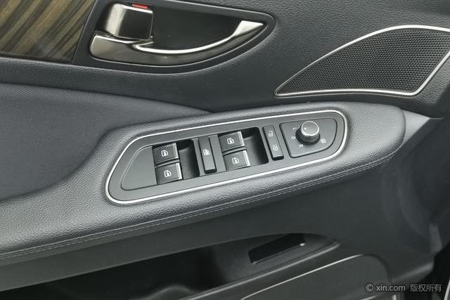 HongQi H7 2021 car image #13