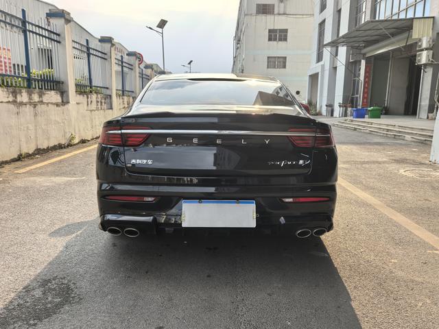 GEELY Preface 2022 image de voiture #13