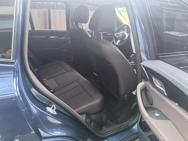 BMW X3 2018 imagem de carro #13