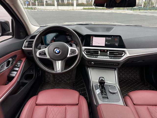 BMW 3 Series 2022 car image #13