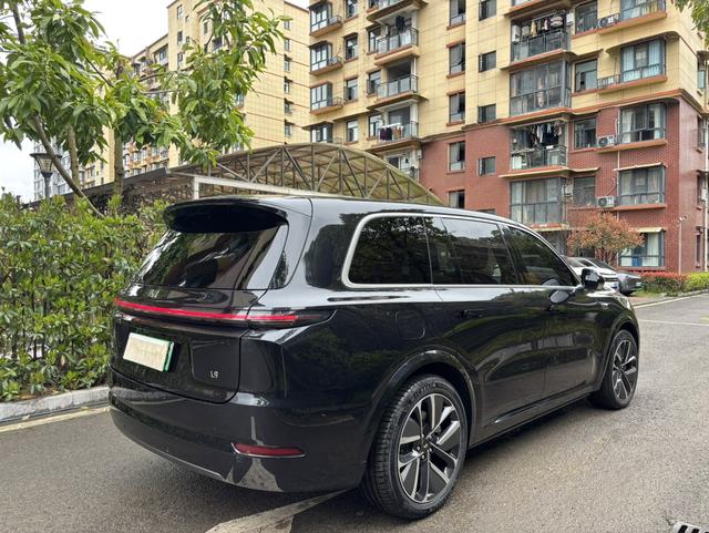 Li L9 2025 image de voiture #13