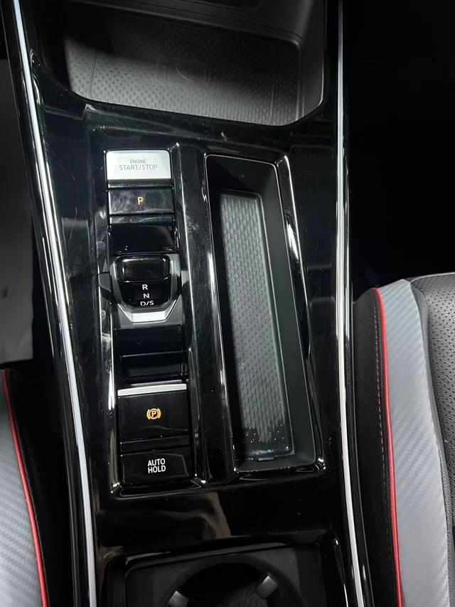 Volkswagen Lamando 2022 immagine di auto #13