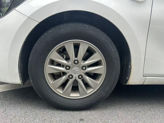 Hyundai Elantra HD 2019 car image #13