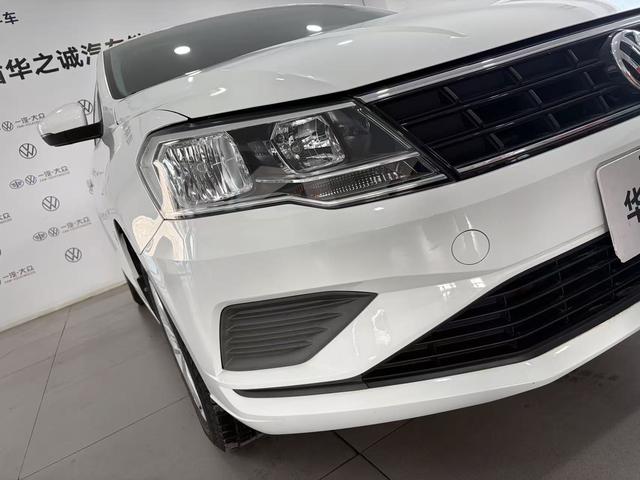 Volkswagen Jetta 2018 immagine di auto #13