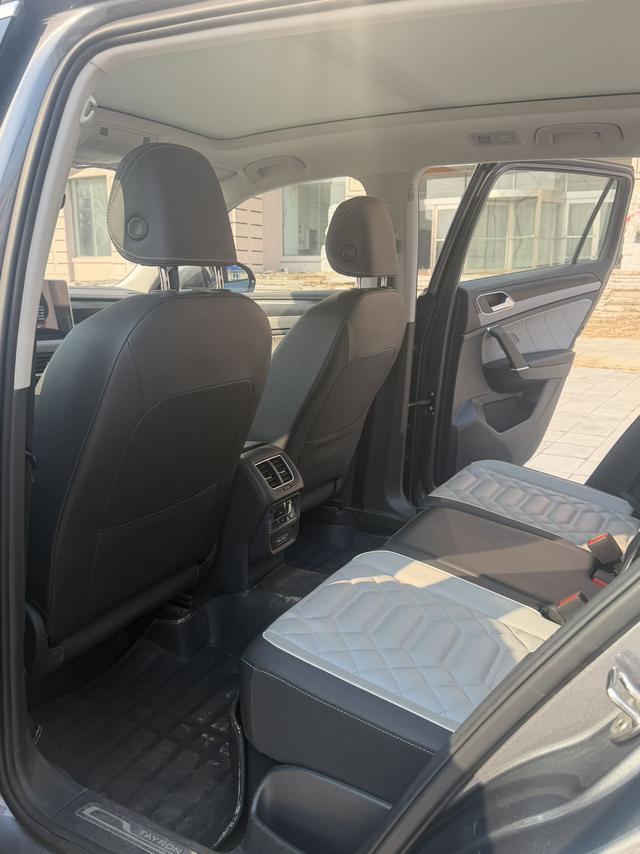 Volkswagen Tayron 2022 car image #13