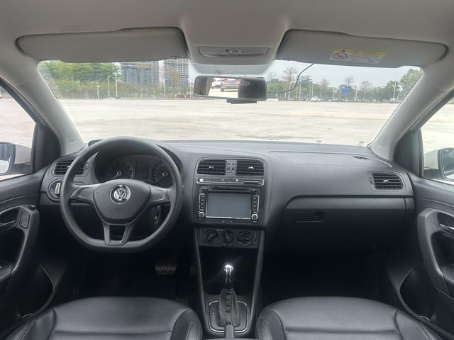 Volkswagen Polo 2018 car image #13
