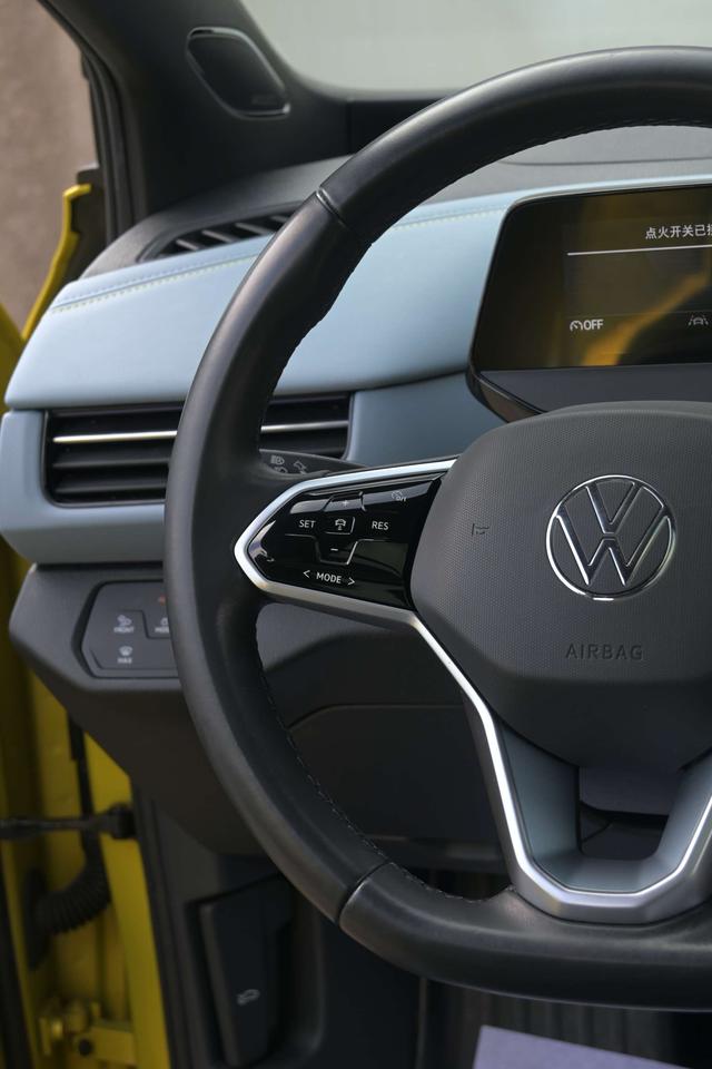 Volkswagen ID.4 X 2022 immagine di auto #13