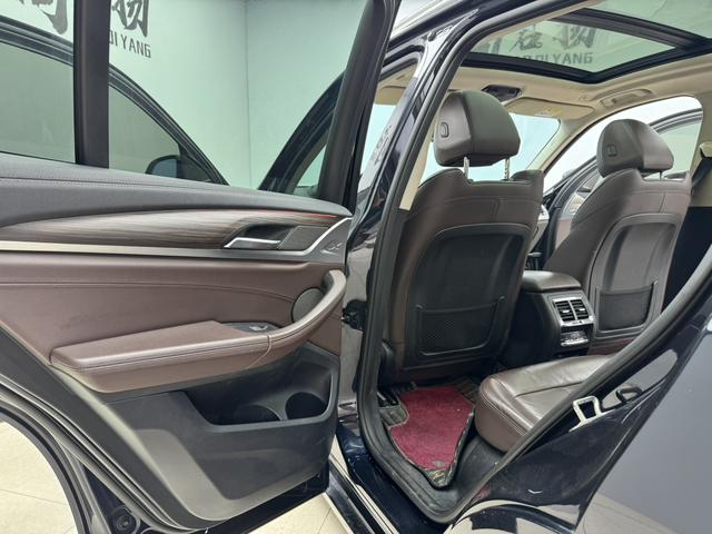 BMW X3 2020 immagine di auto #13