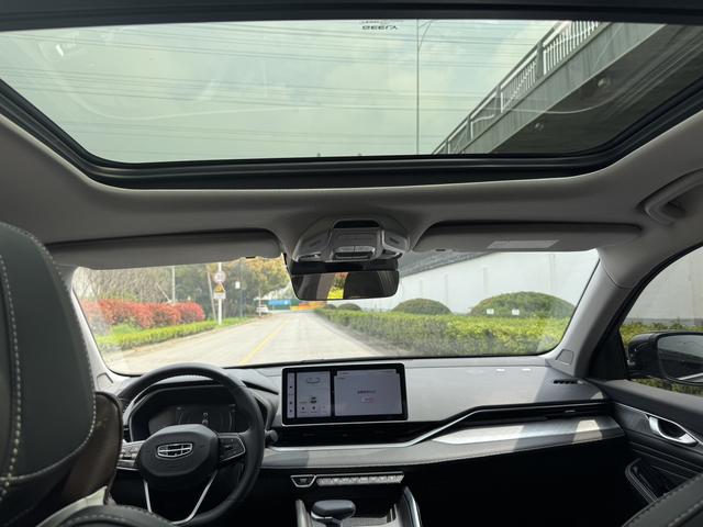 GEELY Preface 2023 image de voiture #13