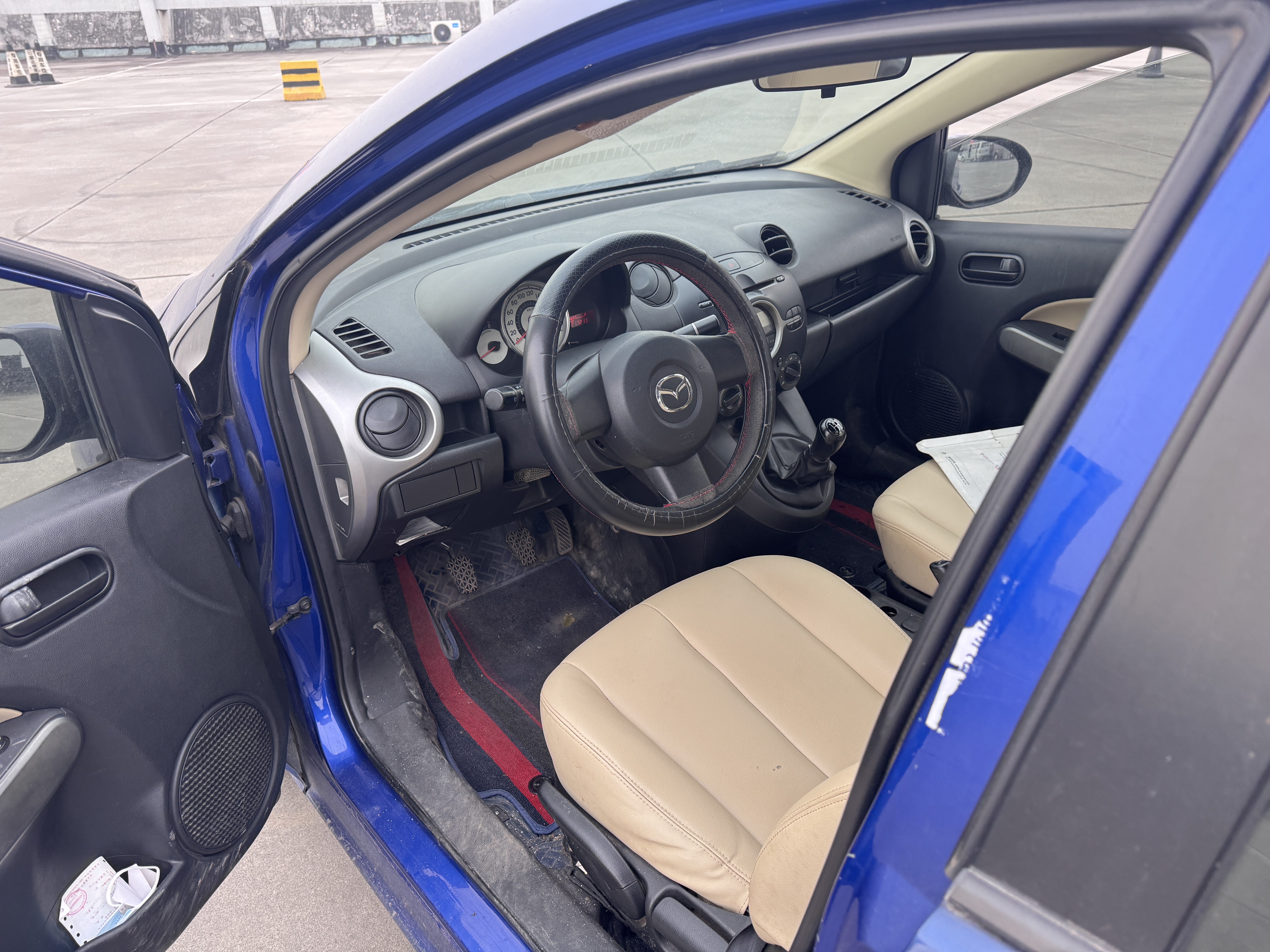 Mazda 2 Sedan 2009 imagem de carro #13