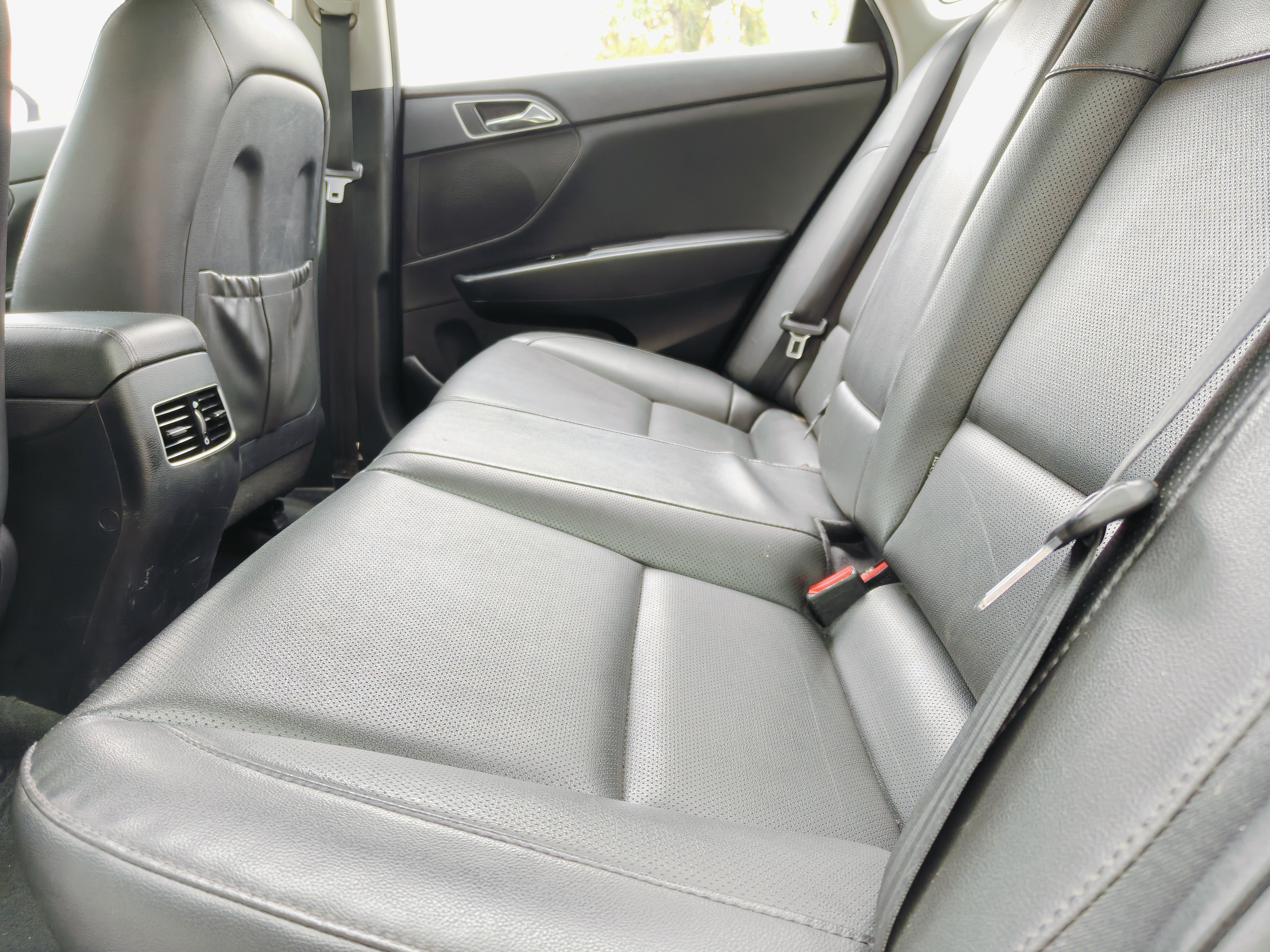 Hyundai Mistra 2016 car image #13