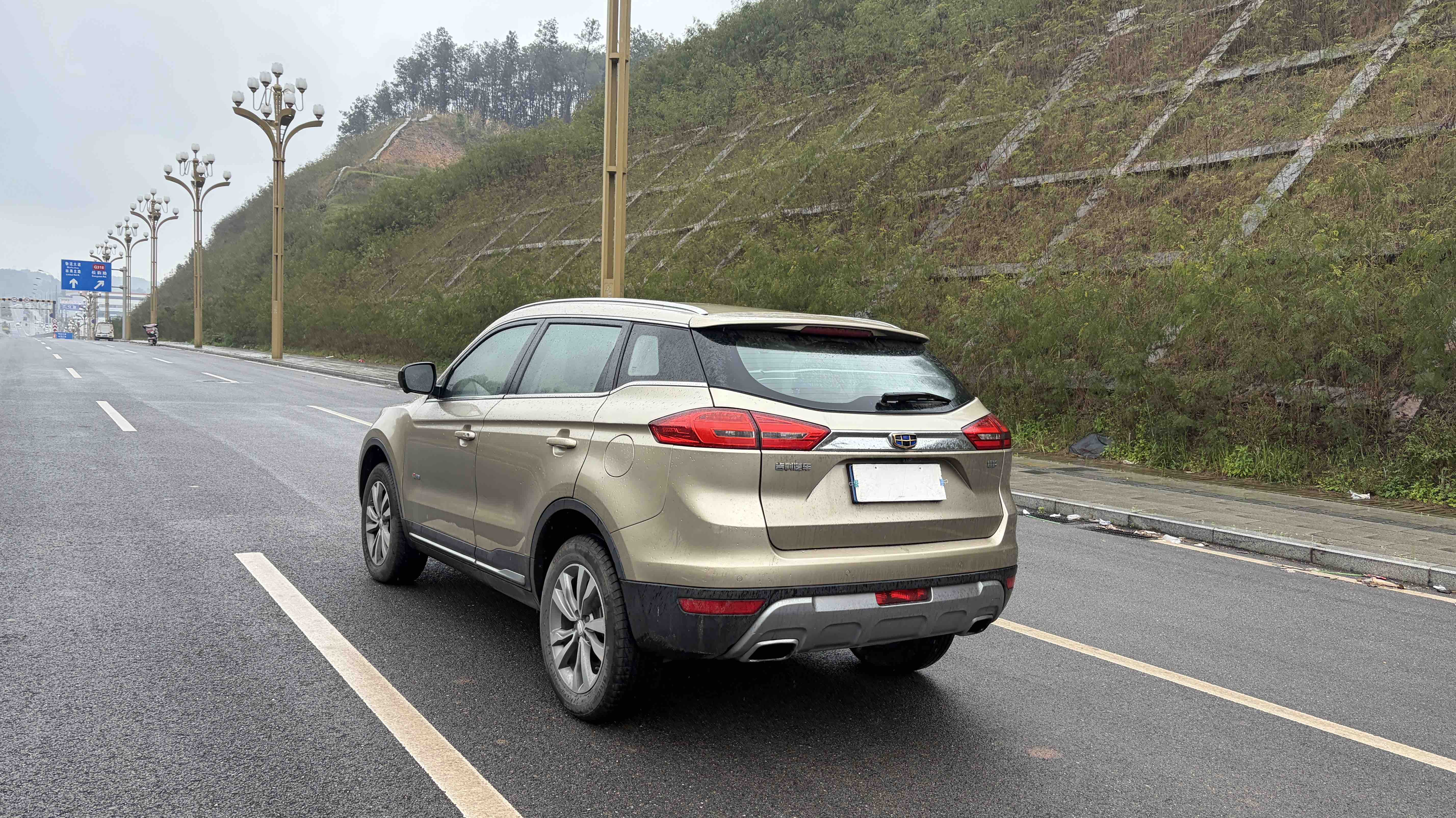 GEELY Boyue 2017 immagine di auto #13