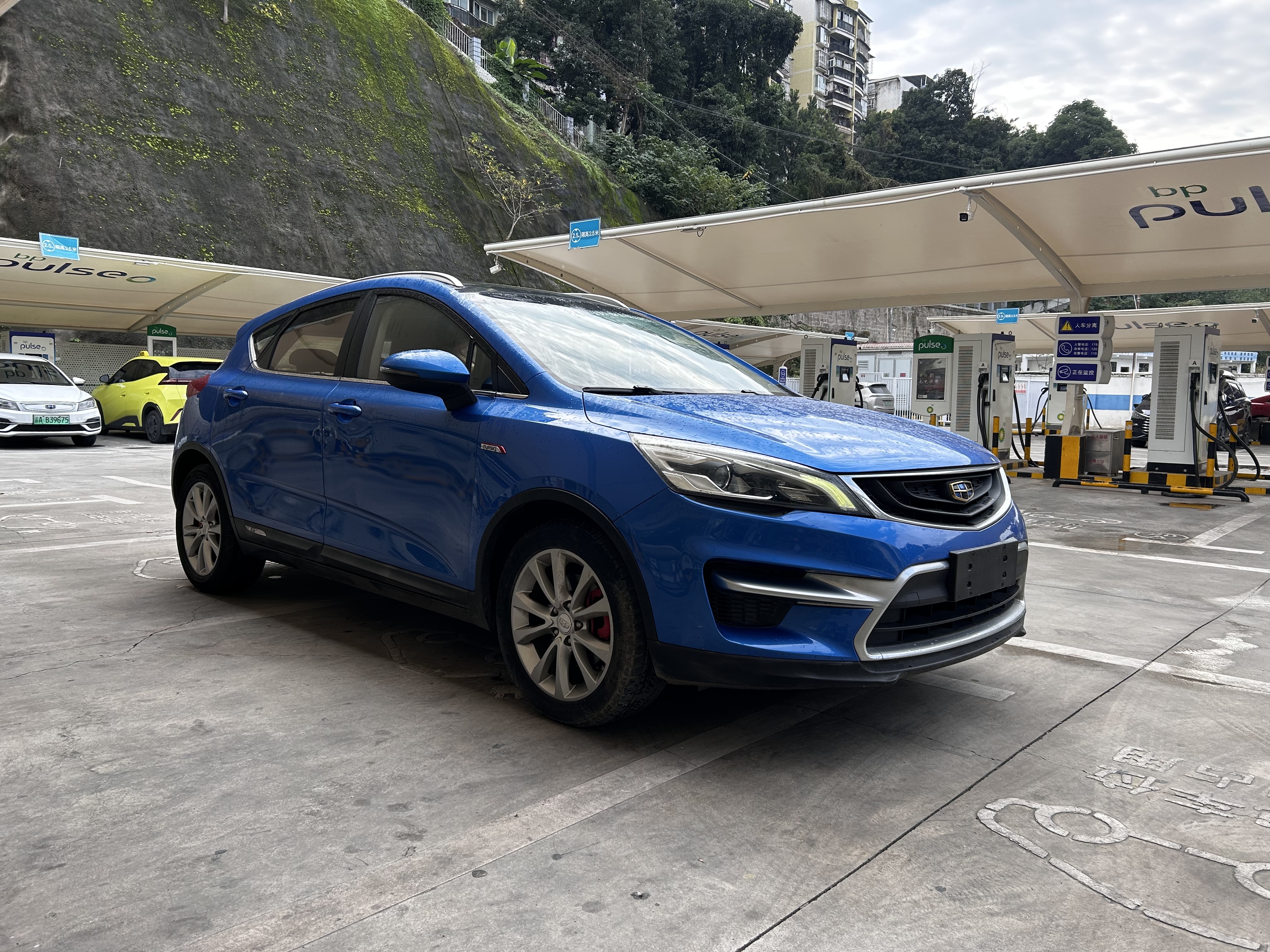 Emgrand GS 2016 car image #13