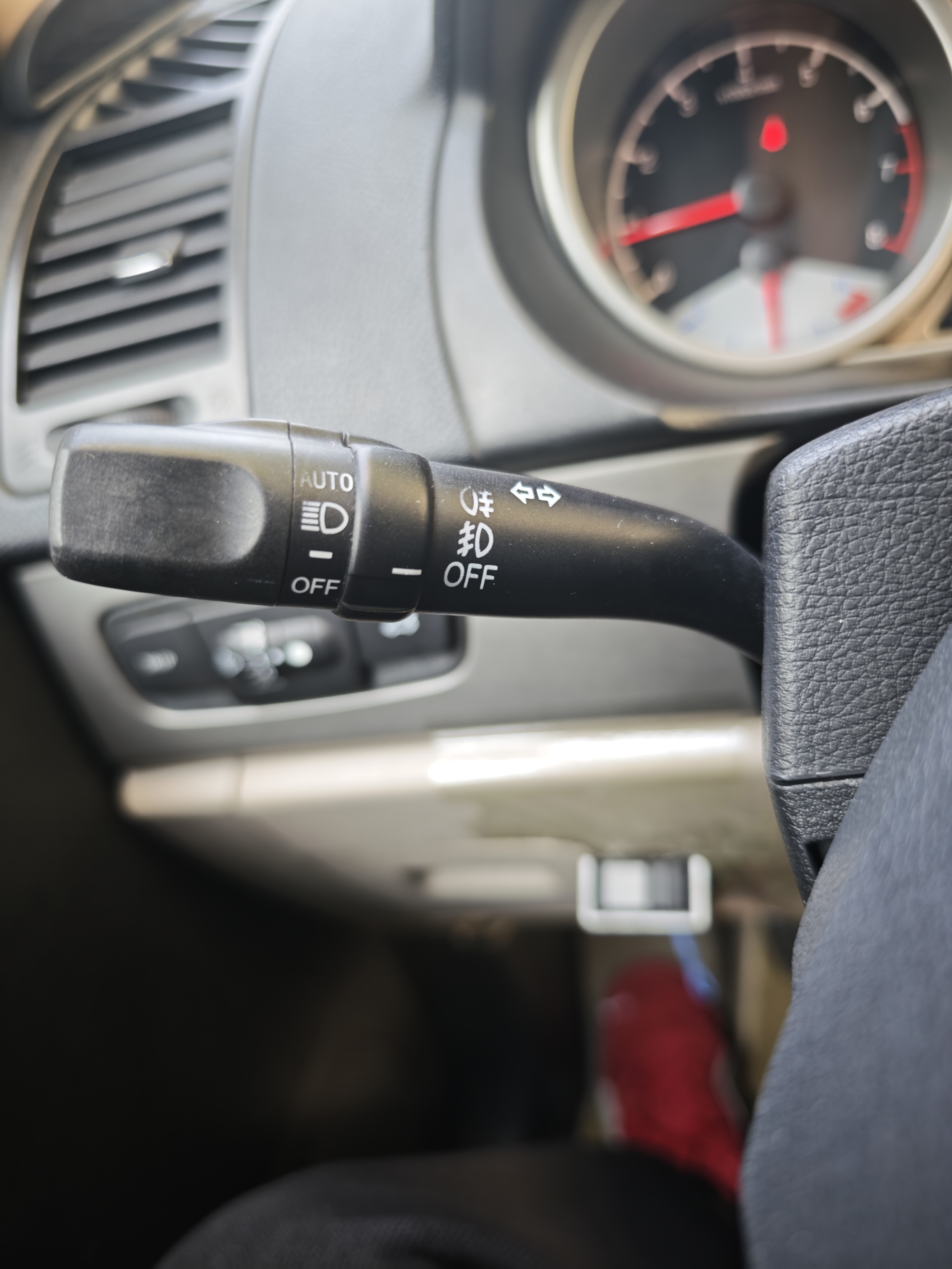 GEELY GX7 2012 car image #13