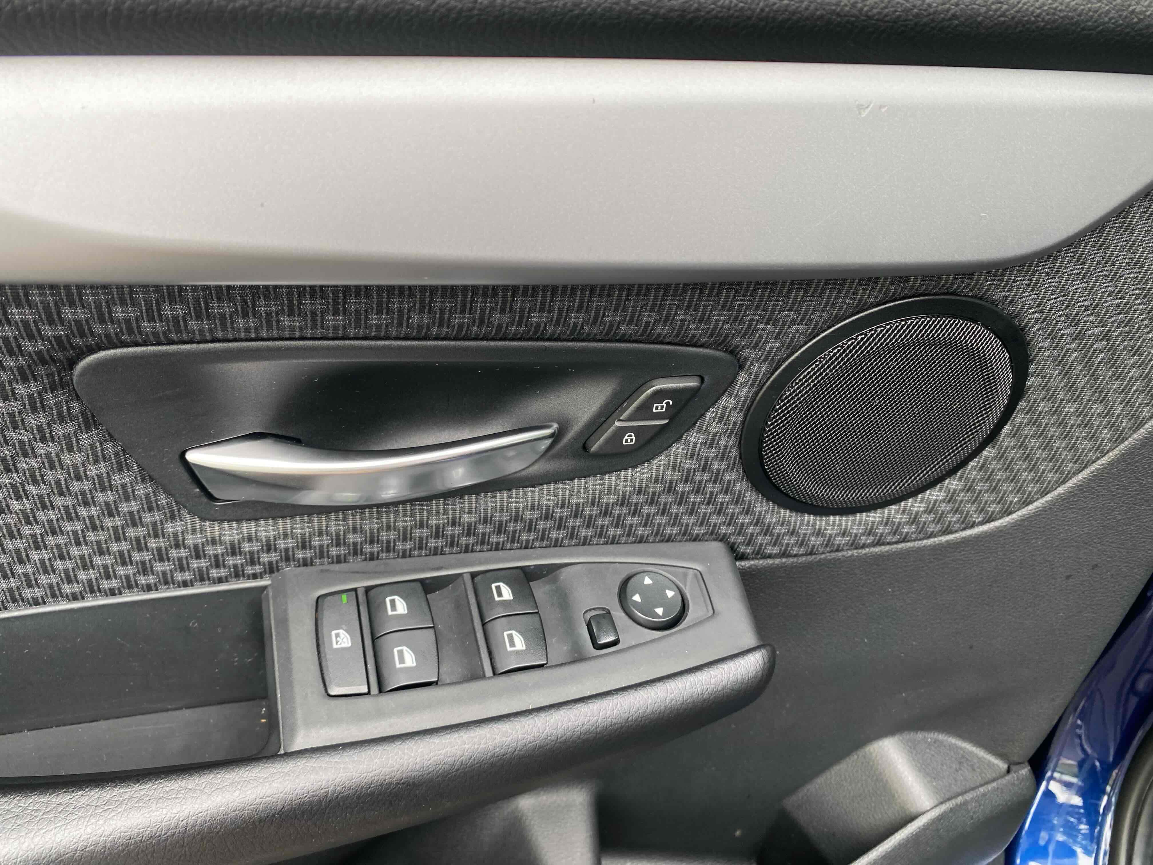 BMW 2 Series Tourer 2016 car image #13