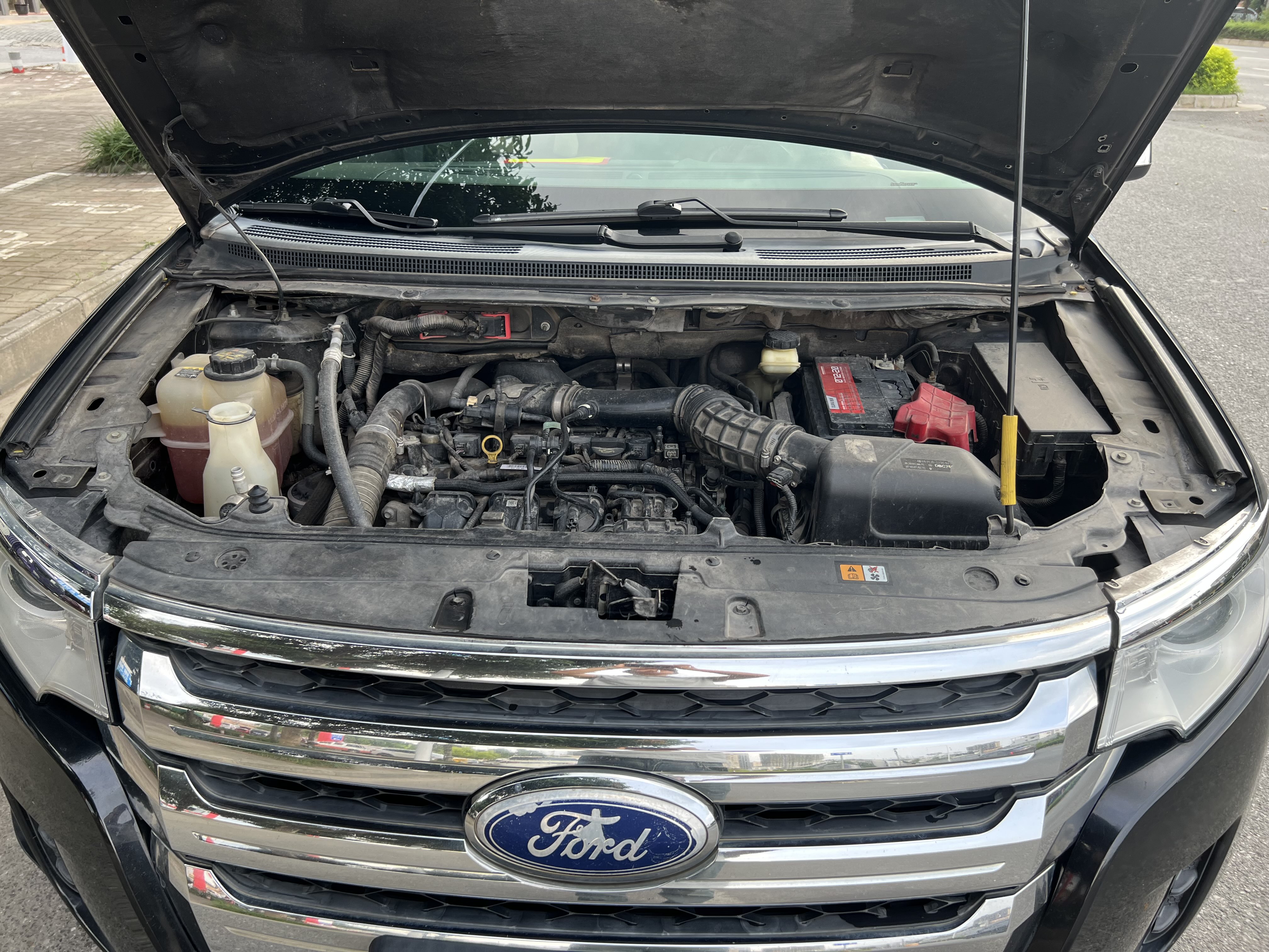 Ford Edge (Imported) 2014 immagine di auto #13