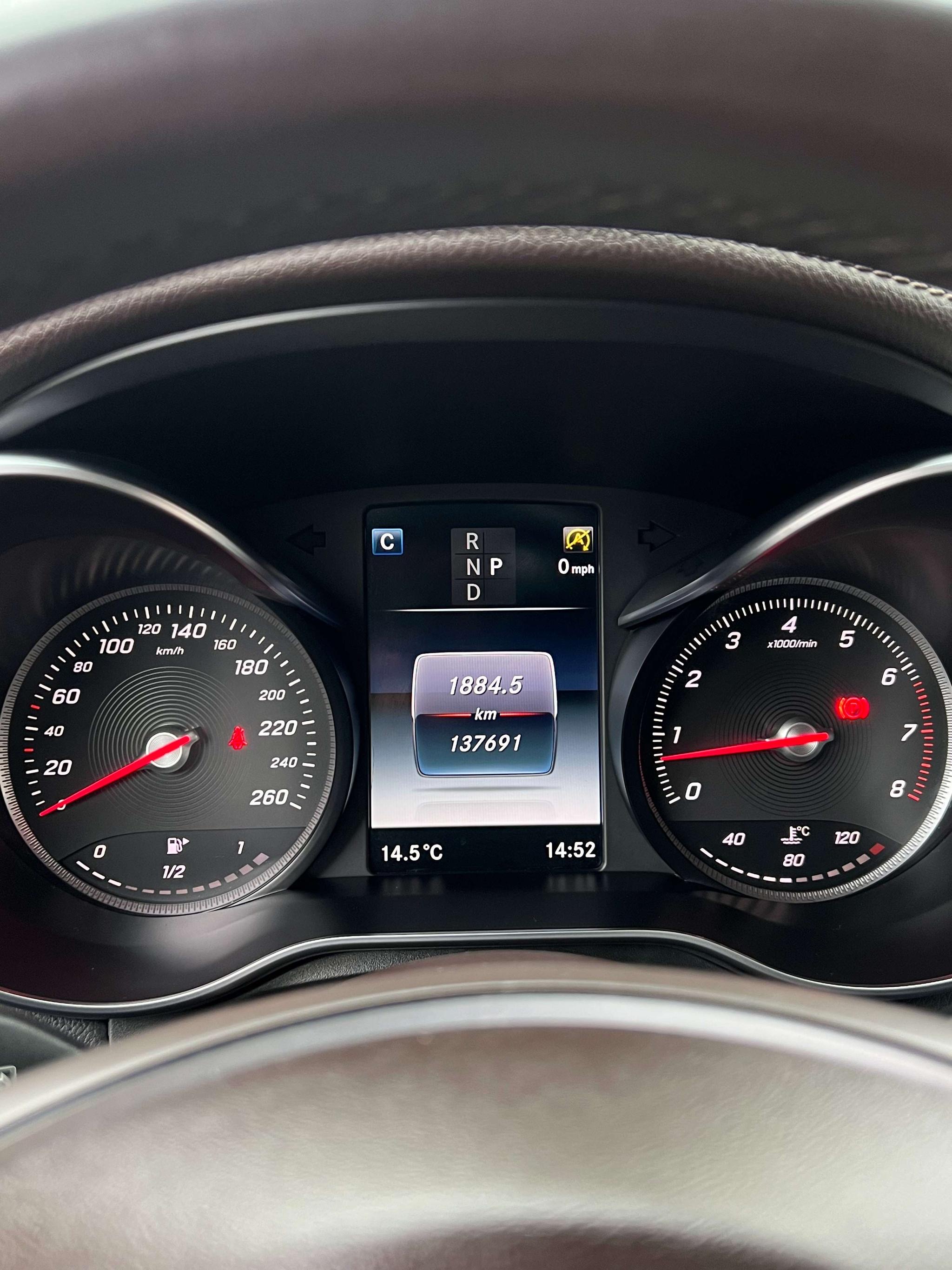 Mercedes-Benz GLC Class 2017 car image #13