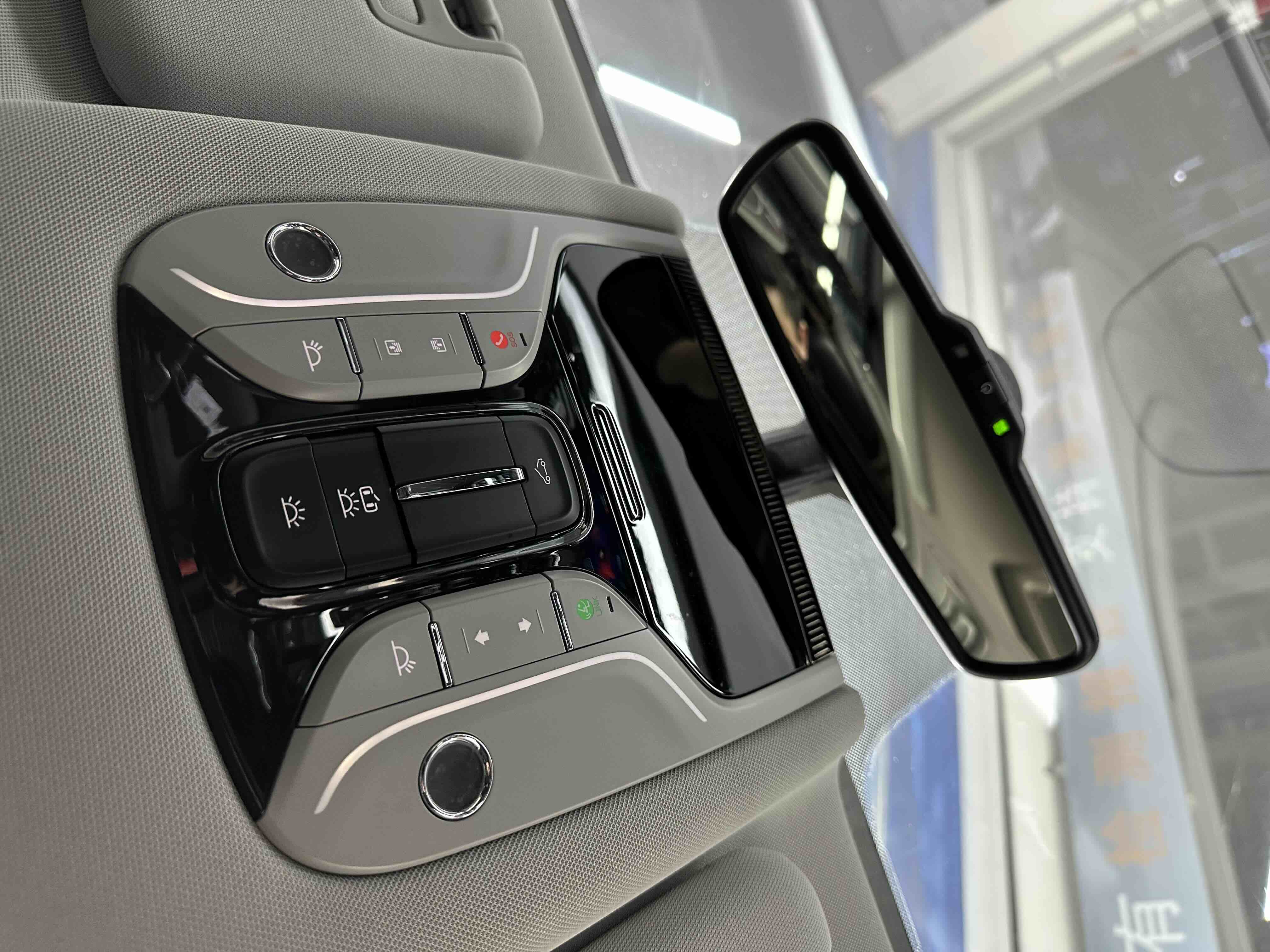 GAC Trumpchi GS8 2017 car image #13